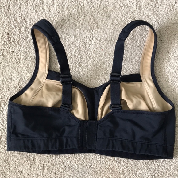 Lululemon Black Workout Bra - Picture 3 of 6